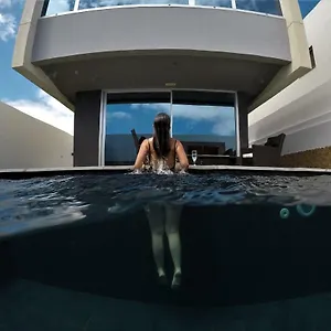 Diamond Buddha Holiday home